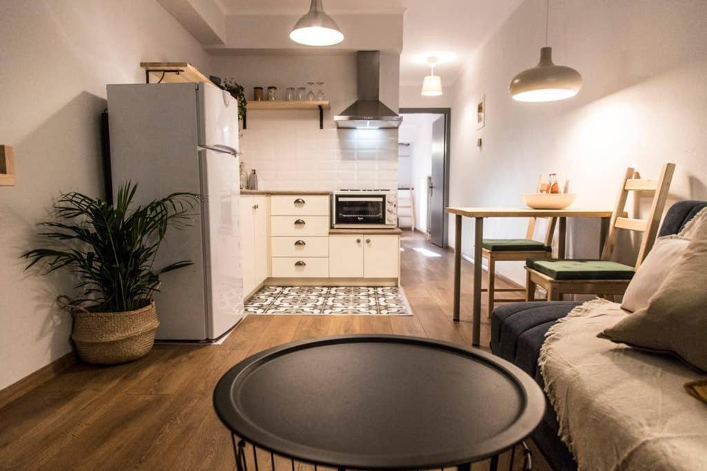 Lord Byron Apartment Preveza Bagian luar foto