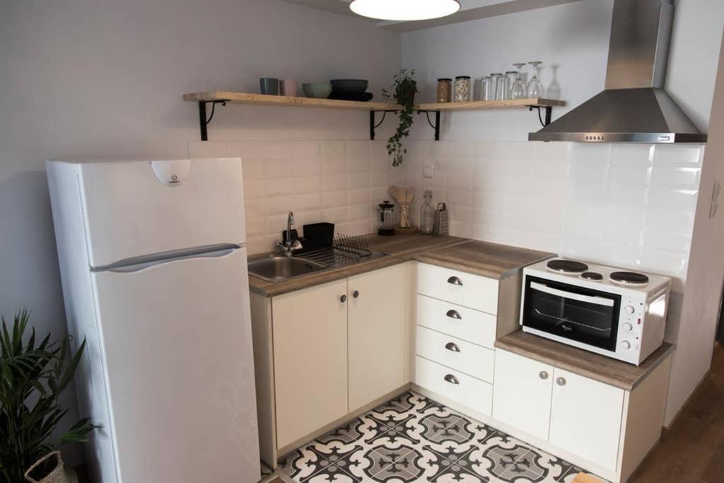 Lord Byron Apartment Preveza Bagian luar foto